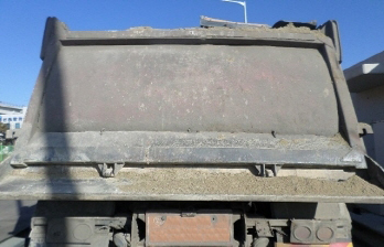 적재함 청소 불량